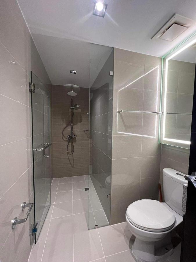 Uptown Parksuites Bgc Taguig Kültér fotó